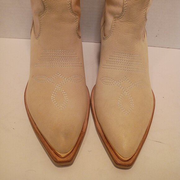 DOLCE VITA "Nashe" Women's Size 8.5 Vanilla Nubuck Western-Style Ankle Booties - Picture 4 of 12